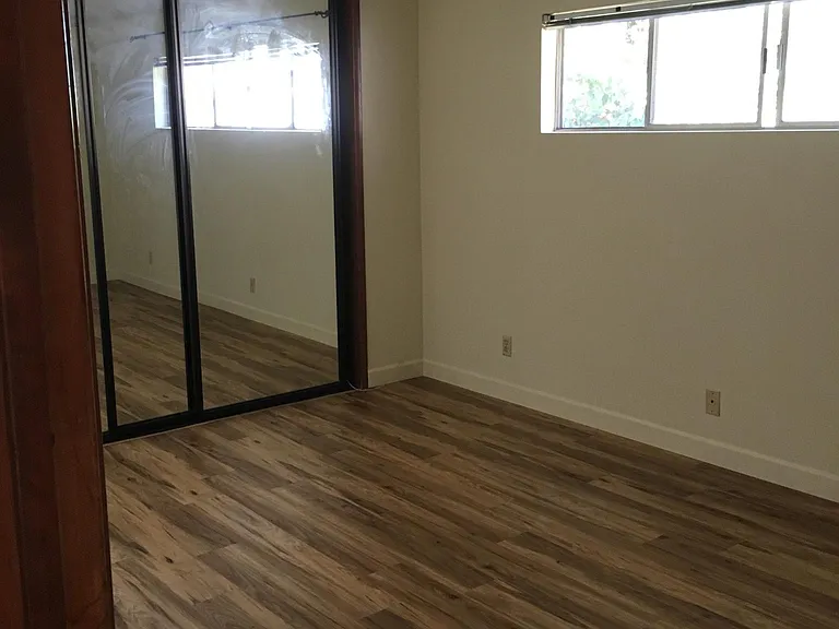 111 Molino Ave — Photo 10