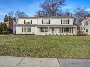 23439 Wimbledon Rd, Shaker Heights, OH 44122
