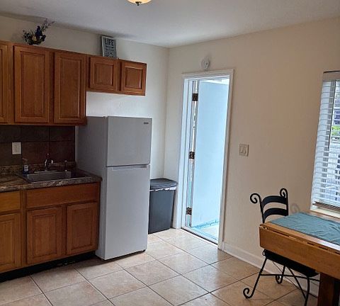 5th image of 101 Linda Ln #20