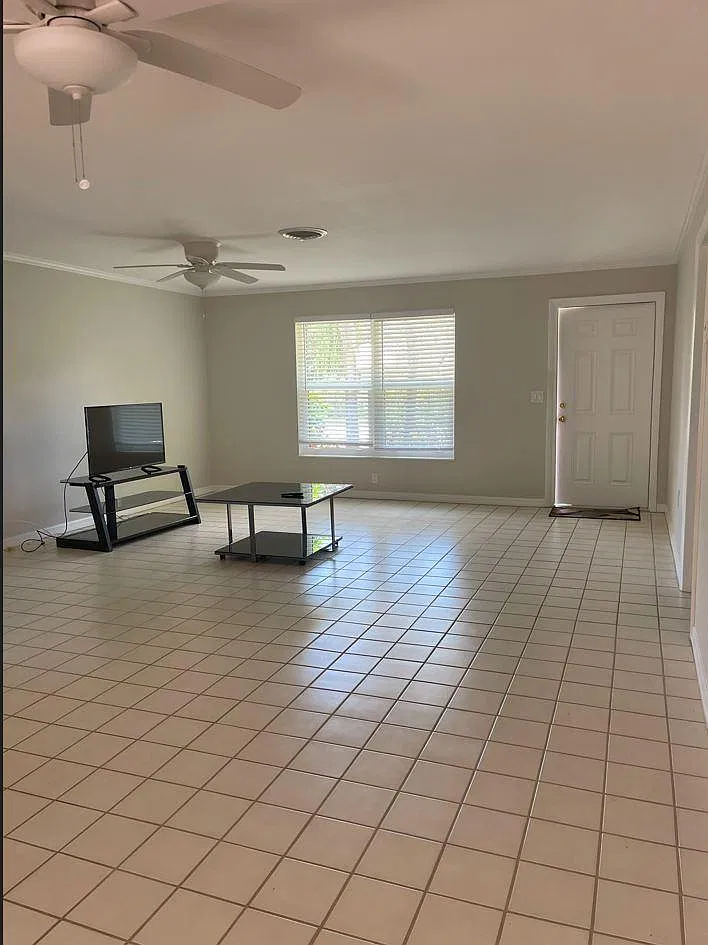 2 bed, 1500 sqft, $2,400 — Photo 4