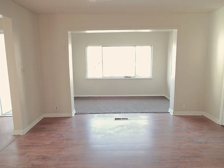 352 E Hampton Ave — Photo 6