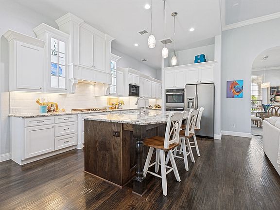 2nd image of 506 Life Spring Dr
