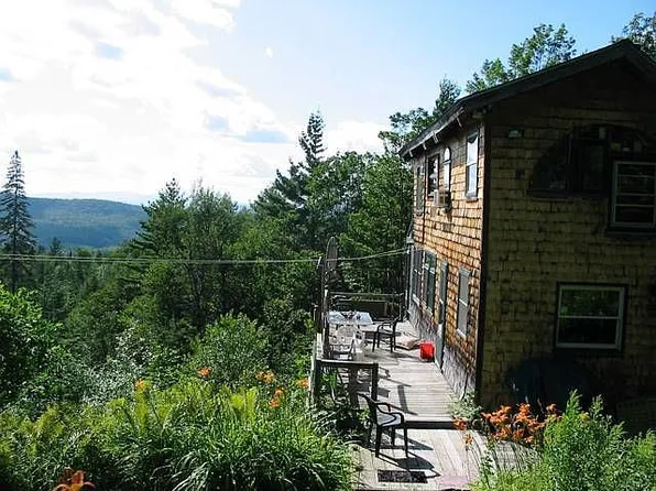 712 Spruce Mountain Rd, Plainfield, VT 05667