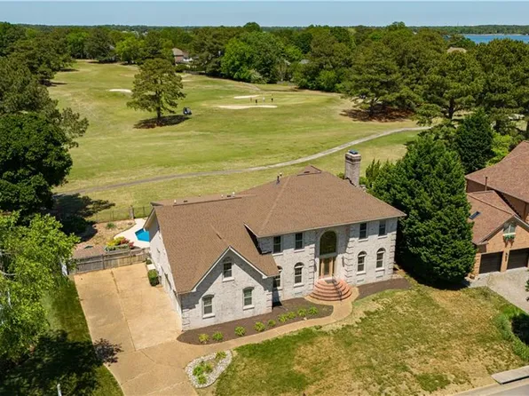2112 Chamberling Ky, Virginia Beach, VA 23454
