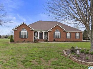 1216 Nick Davis Rd, Harvest, AL 35749