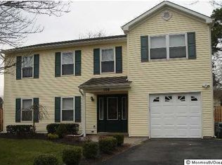 106 S Appletree Rd, Howell, NJ 07731