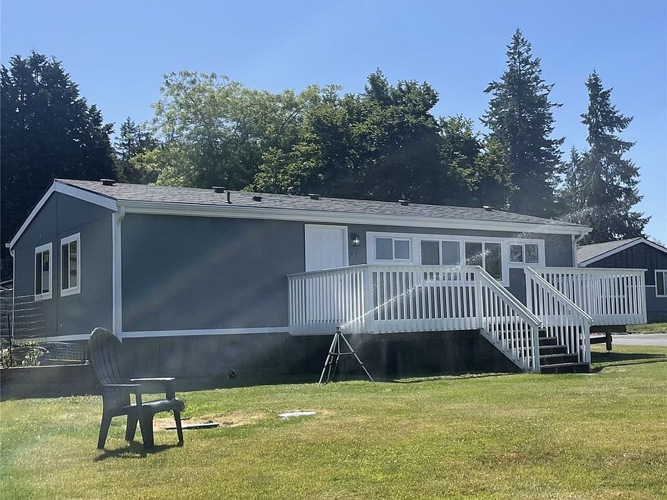 1st image of 4045 49th Avenue SW #37