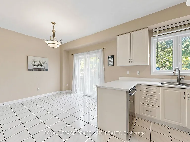 246 Farmstead Rd — Photo 16
