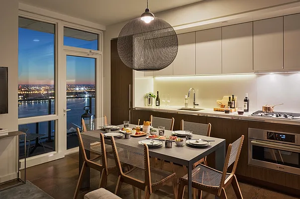 Rented by The Moinian Group | media 19