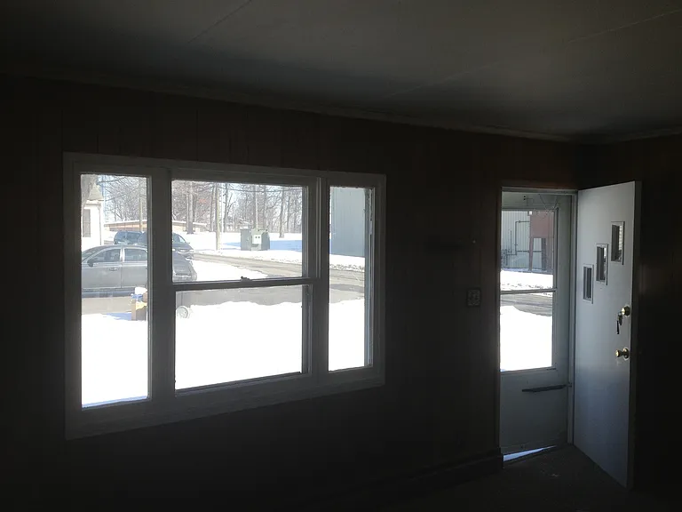 3730 Logan Ave — Photo 3