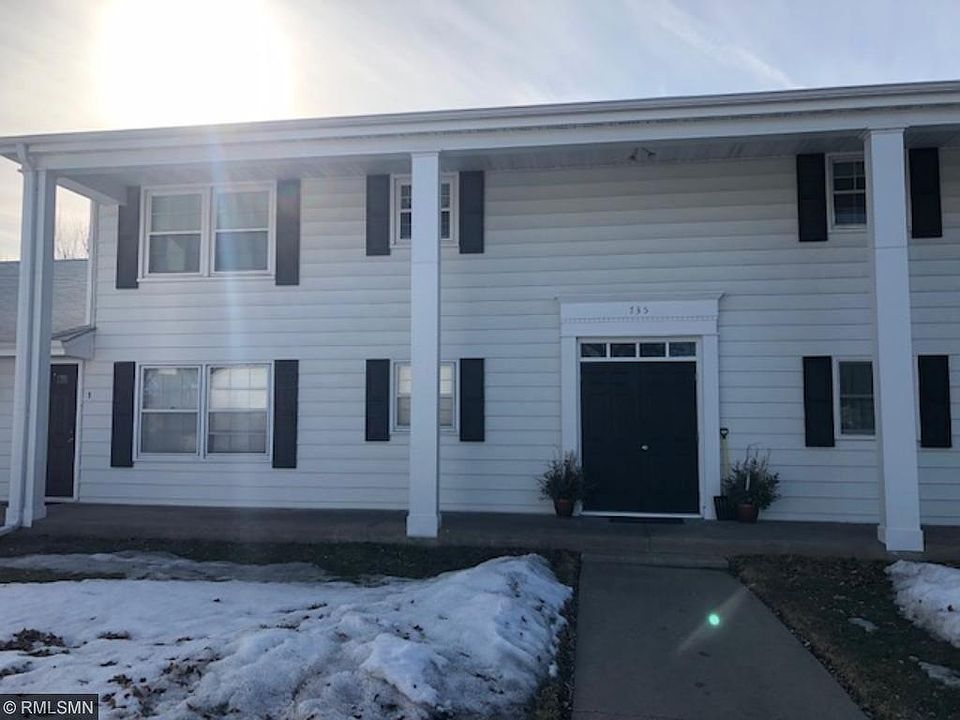 1st image of 735 11th St S APT 2