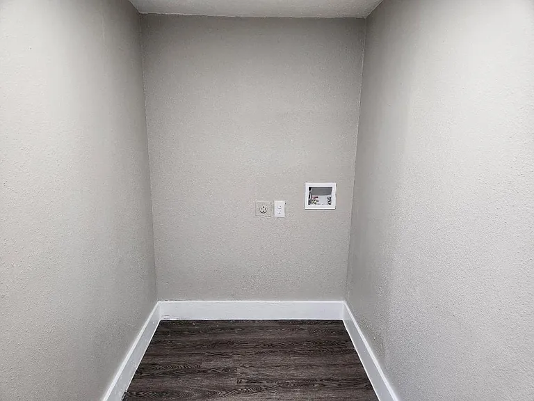 728 Hudson Rd — Photo 20