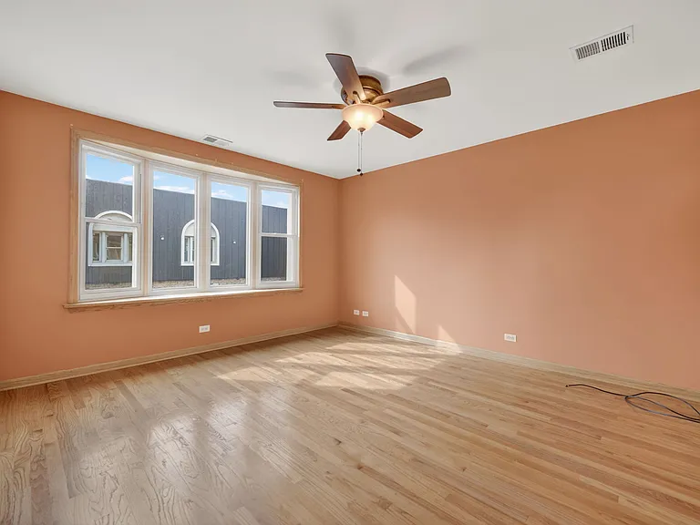 4371 N Elston Ave #2A — Photo 11