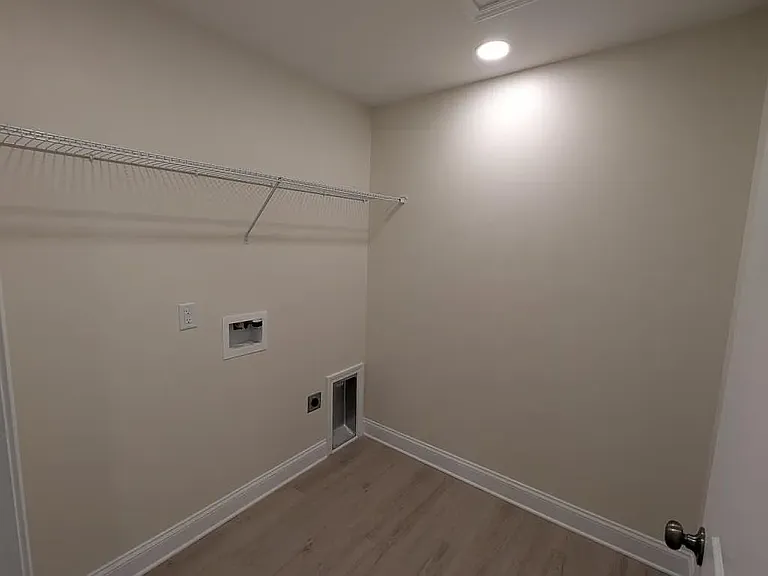 Keystone Luxury Apartments — Photo 20