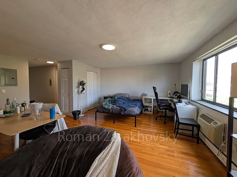 236 Babcock St #4 — Photo 7