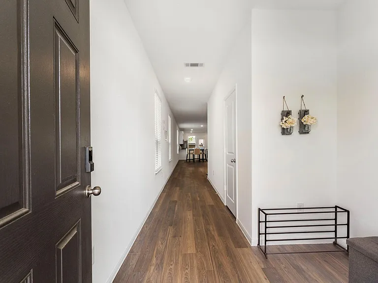 14483 Cedar Ledge Ln — Photo 3