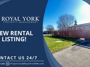 1384 Tatra Dr #2, Pickering, ON L1W1K6