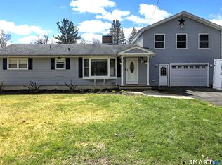 4 Fairview Road, Woodbridge, CT 06525