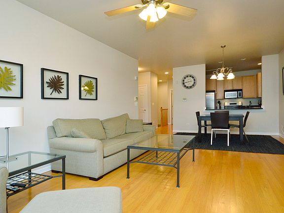 3rd image of 4890 N Ashland Ave APT 1N