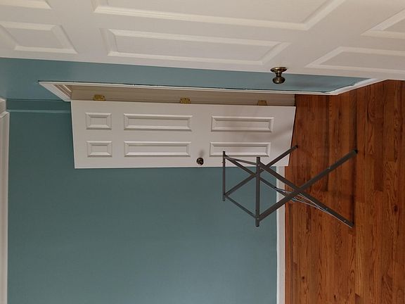 4th image of 295 Hollywood Ave #2