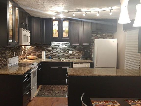5th image of 1037 Beddingfield Pl