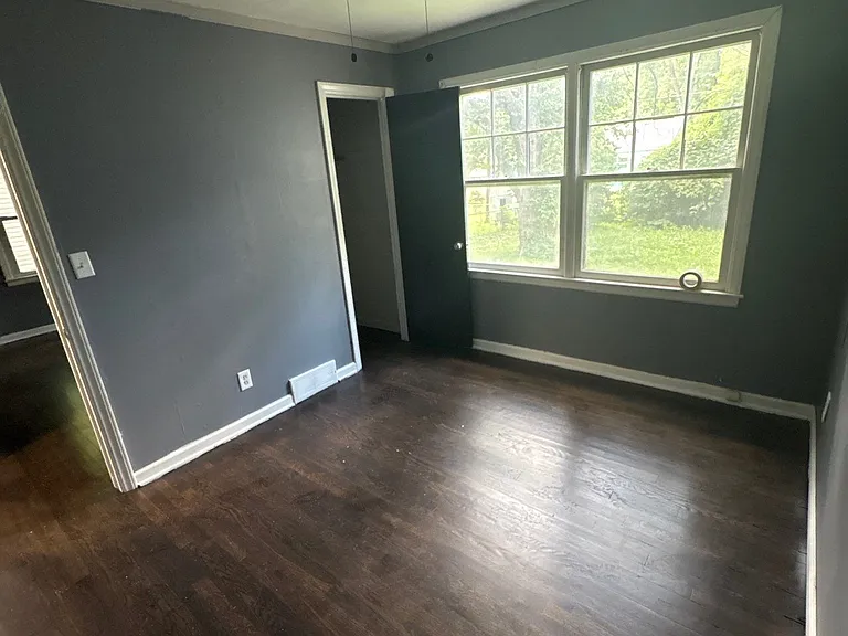 9004 E 73rd St #1 — Photo 16