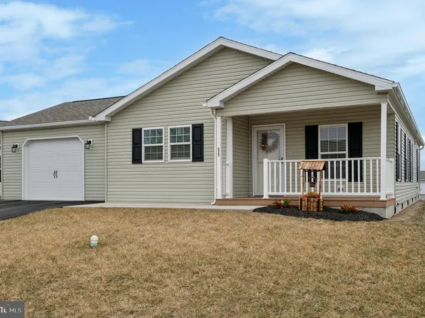 525 Saint Patty Dr, Nottingham, PA 19362