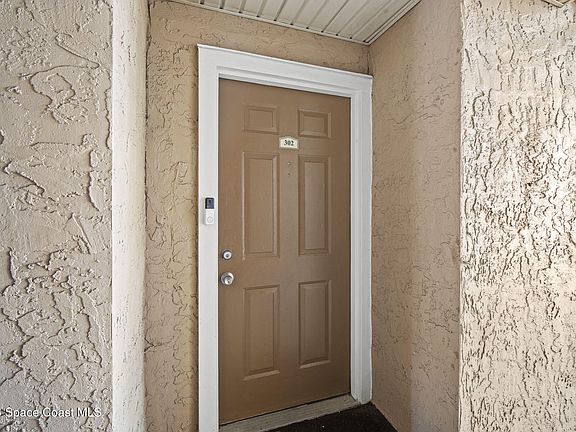 4th image of 7667 N Wickham Rd APT 302