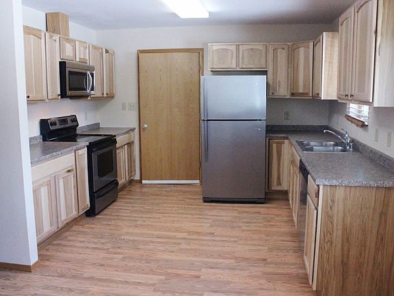 2nd image of 1210 Lavonne Ct