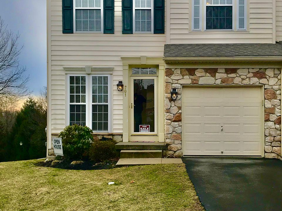 701 McCardle Drive-Front