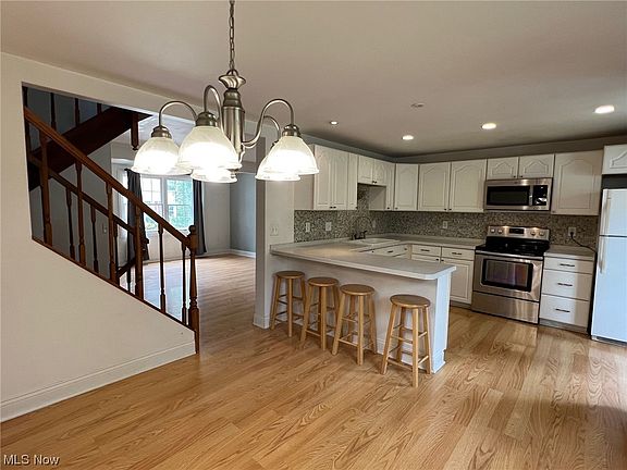 5th image of 7393 S Chestnut Commons Dr