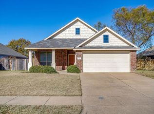 928 Remington Ranch Rd, Mansfield, TX 76063