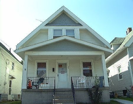 2nd image of 342 Moss St