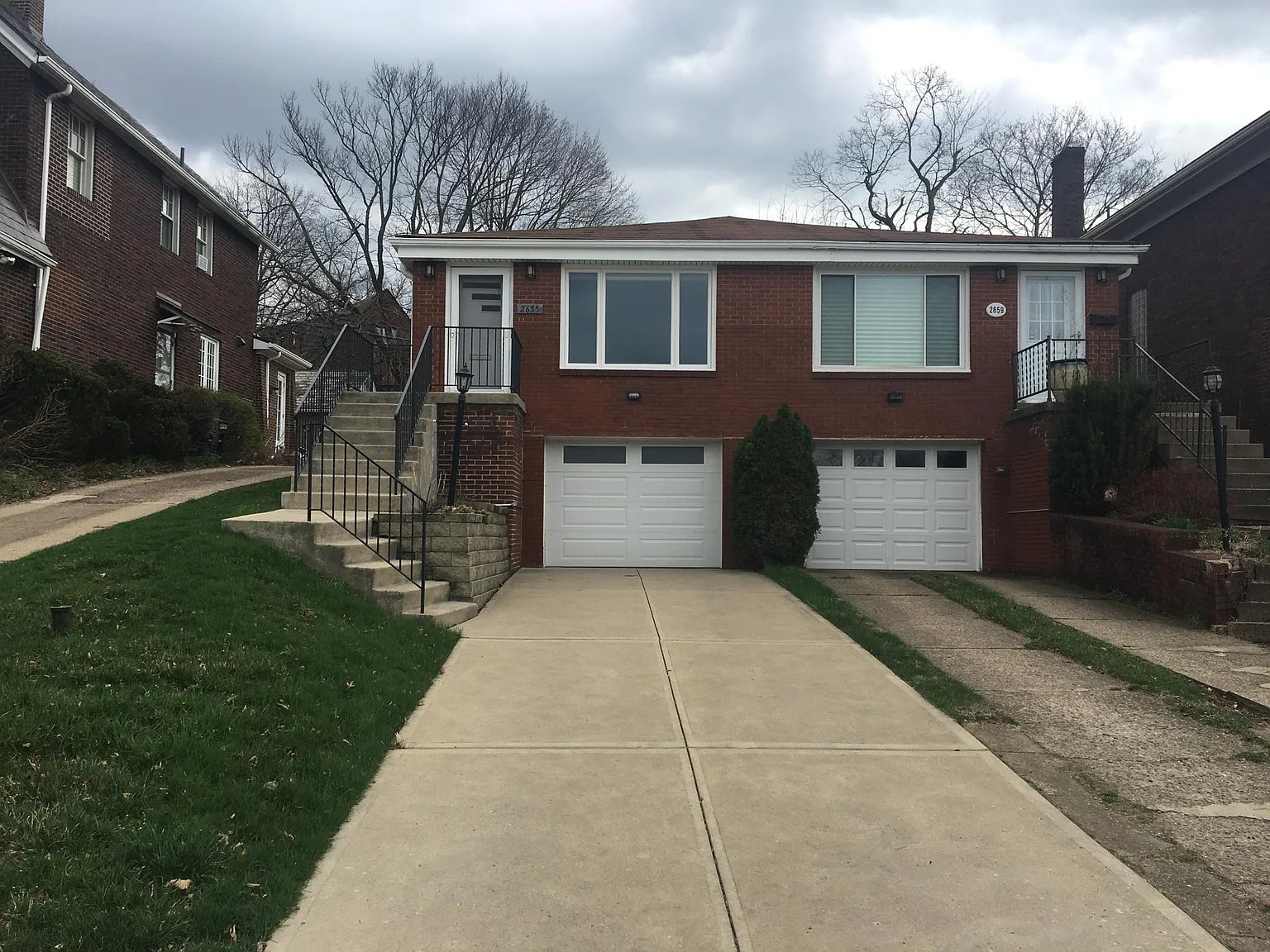 2655 Beechwood Blvd photo 1