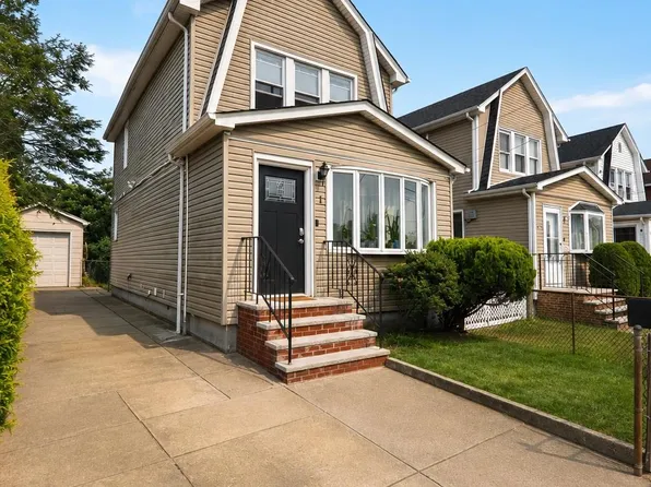 1 Melrose Street, Elmont, NY 11003