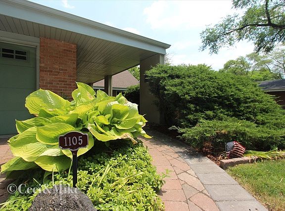 4th image of 1105 Pebblewood Ln