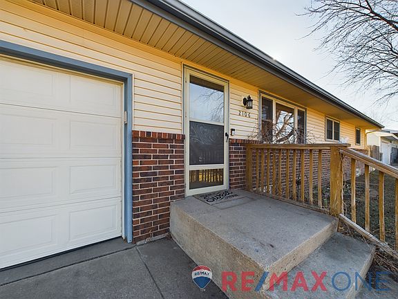 5th image of 2106 Apache Dr