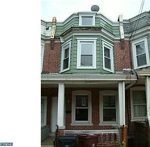 1st image of 1614 W 4th St