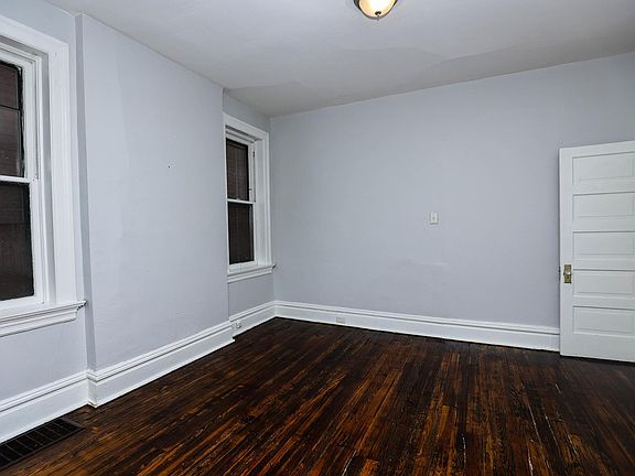 4th image of 4220 Cleveland Ave #1F