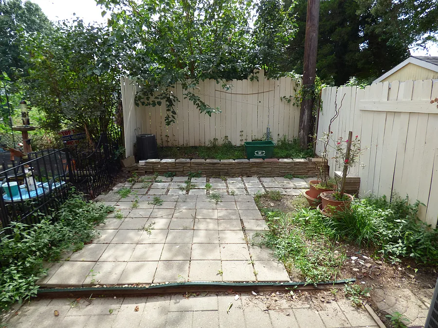 1208 Westview Terrace — Photo 3