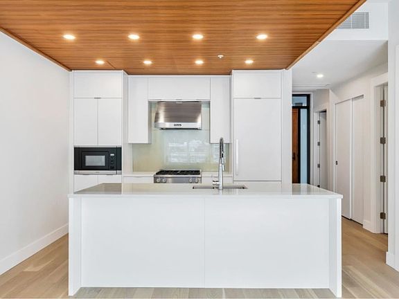 5th image of 6707 Nelson Ave #205