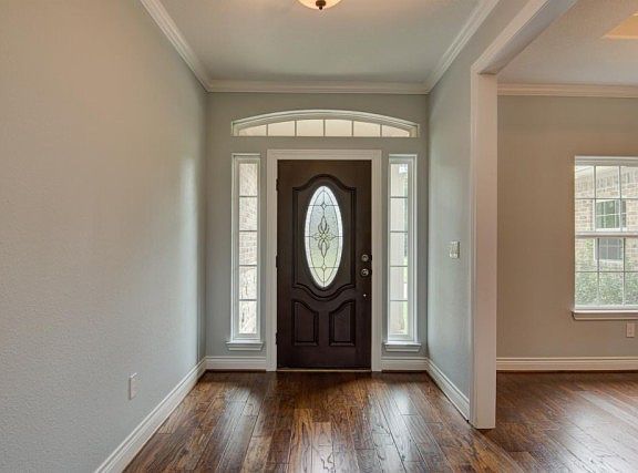 4th image of 12143 Maverick Dr