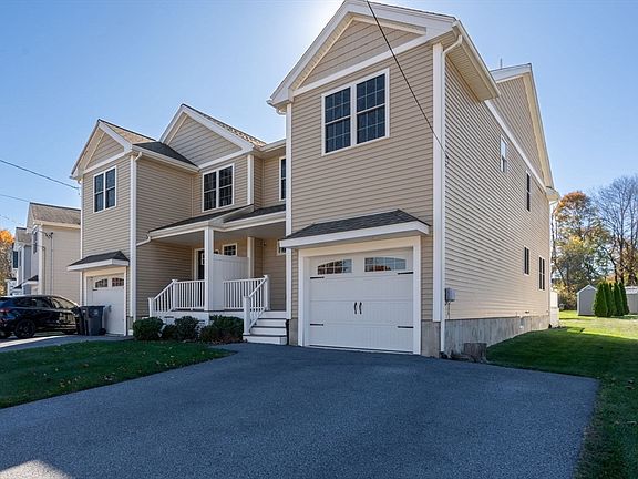 2nd image of 500 Hilldale Ave #500