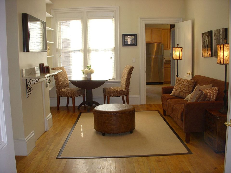 1st image of 176 Bunker Hill St #1