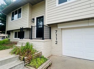 7112 S 146th St, Omaha, NE 68138