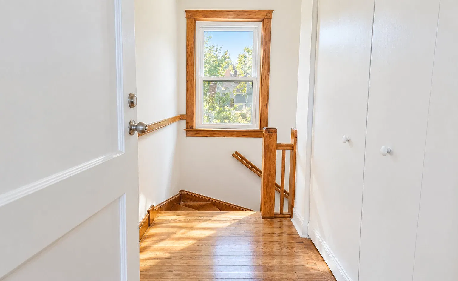 3 bed, 1400 sqft, $2,100 — Photo 3