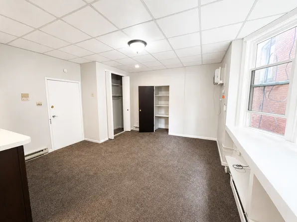 6333 Walnut St, Pittsburgh, PA 15206
