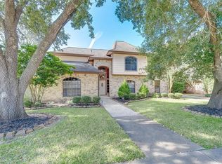 3030 Pecan Ridge Dr, Sugar Land, TX 77479