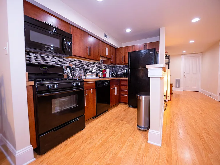 1711 Guilford Ave #2 — Photo 16