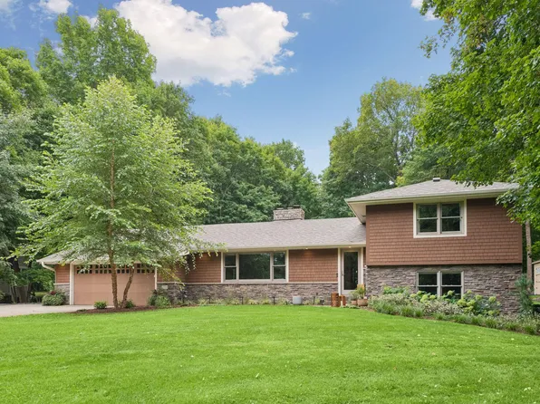 27885 Woodside Rd, Shorewood, MN 55331